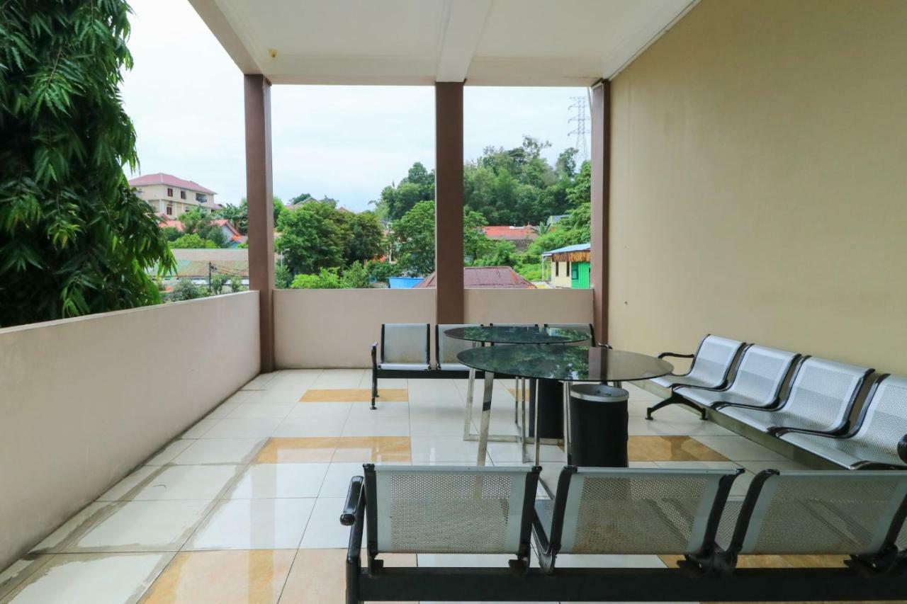 Riviera Residence Balikpapan Kültér fotó